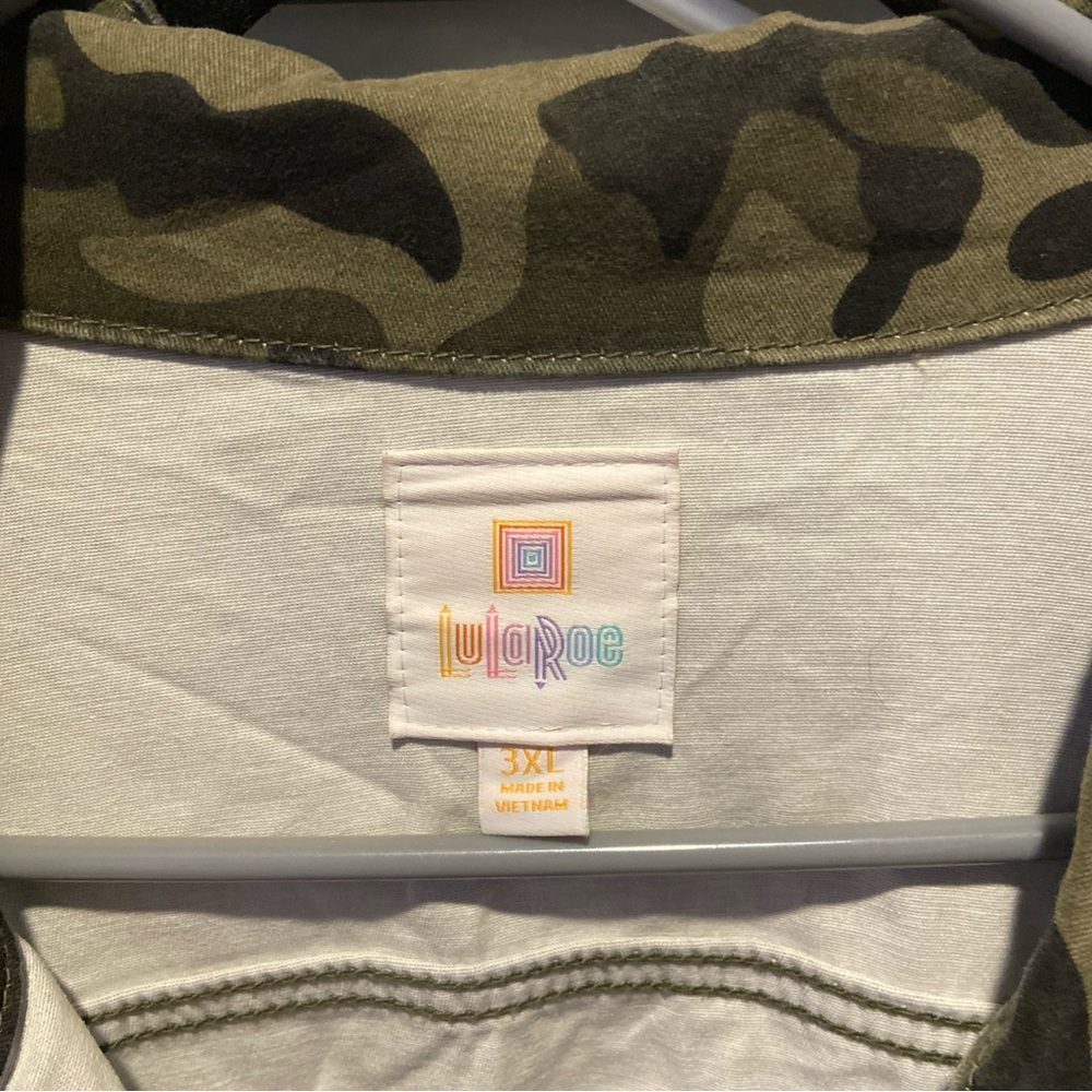 LuLaRoe Camo Print Jean Jacket 3XL in EUC - Picture 2 of 12